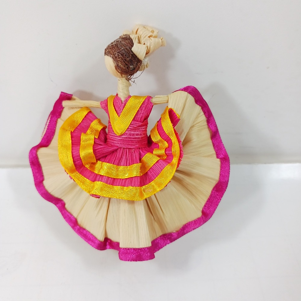 Mexican Corn Husk Doll Folk Art Dancer Pink Yellow Handcrafted Hecho En Mexico